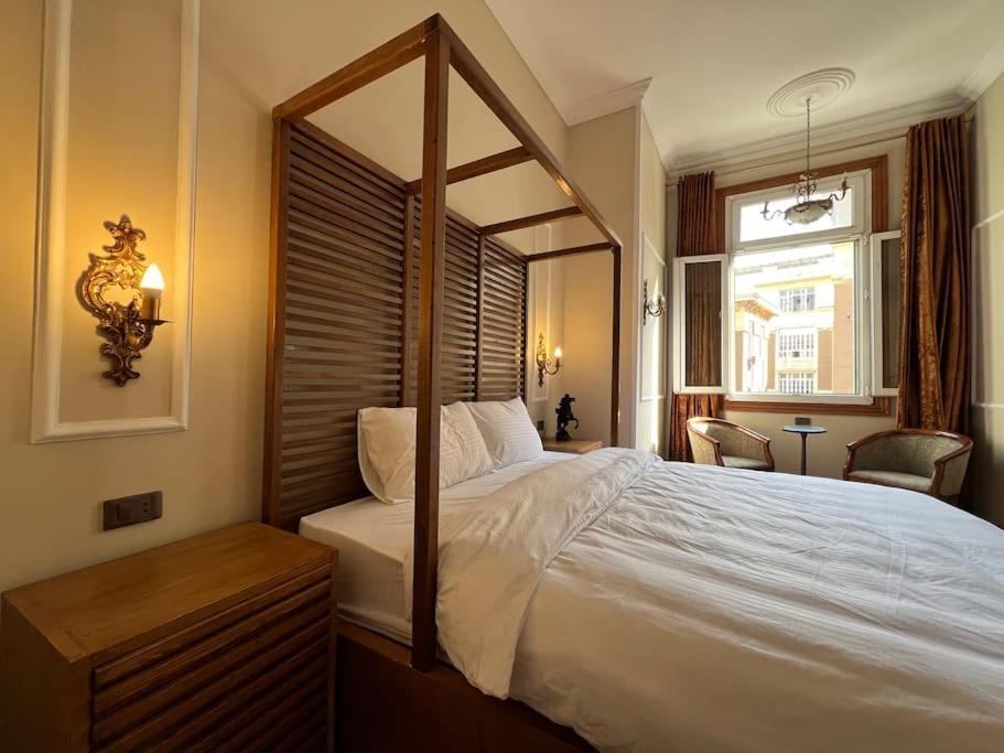 Authentic 3Br Apartment In Downtown, Kairó Kültér fotó