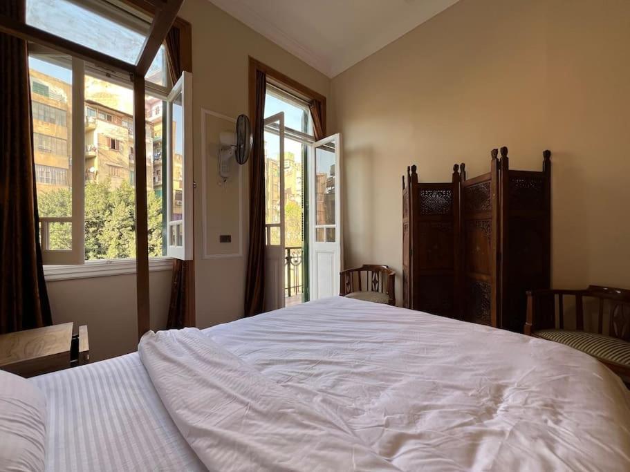 Authentic 3Br Apartment In Downtown, Kairó Kültér fotó