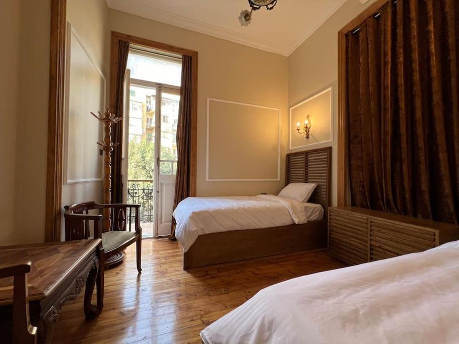 Authentic 3Br Apartment In Downtown, Kairó Kültér fotó