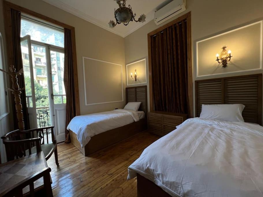 Authentic 3Br Apartment In Downtown, Kairó Kültér fotó